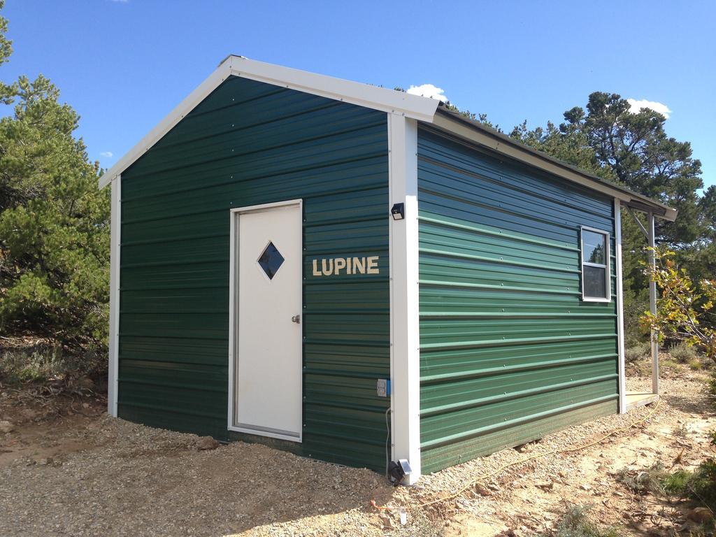 Lupine Cabin, Glamour Camping, Stunning Skies And Sunrise Views Monticello Bagian luar foto